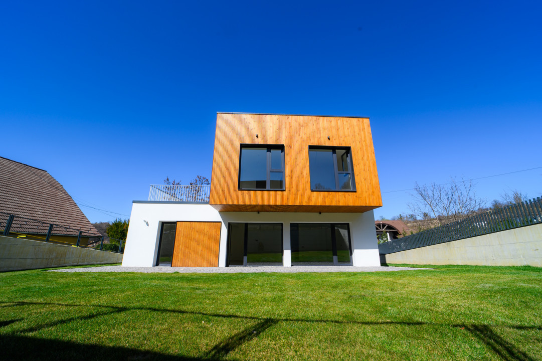 Vila exclusivista zona Episcopiei, calitate premium si confort