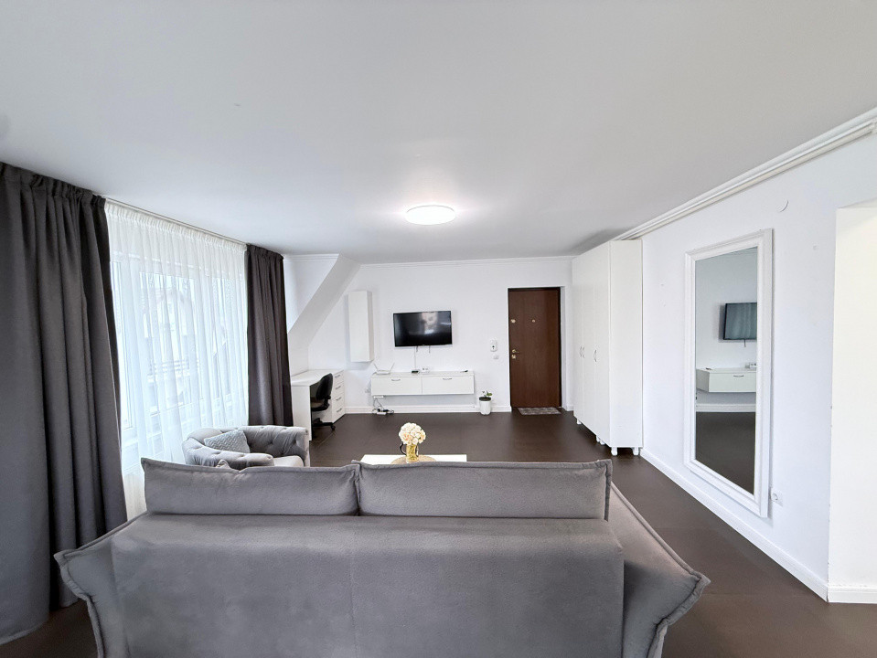 Apartament 3 camere in bloc NOU, etaj 2, Parcare, cartier Europa