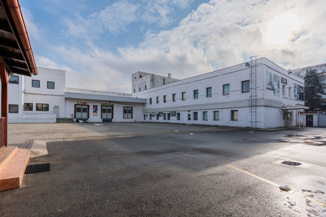 Spatiu industrial/comercial P+1, 3400 mp utili, teren 4000 mp, Marasti