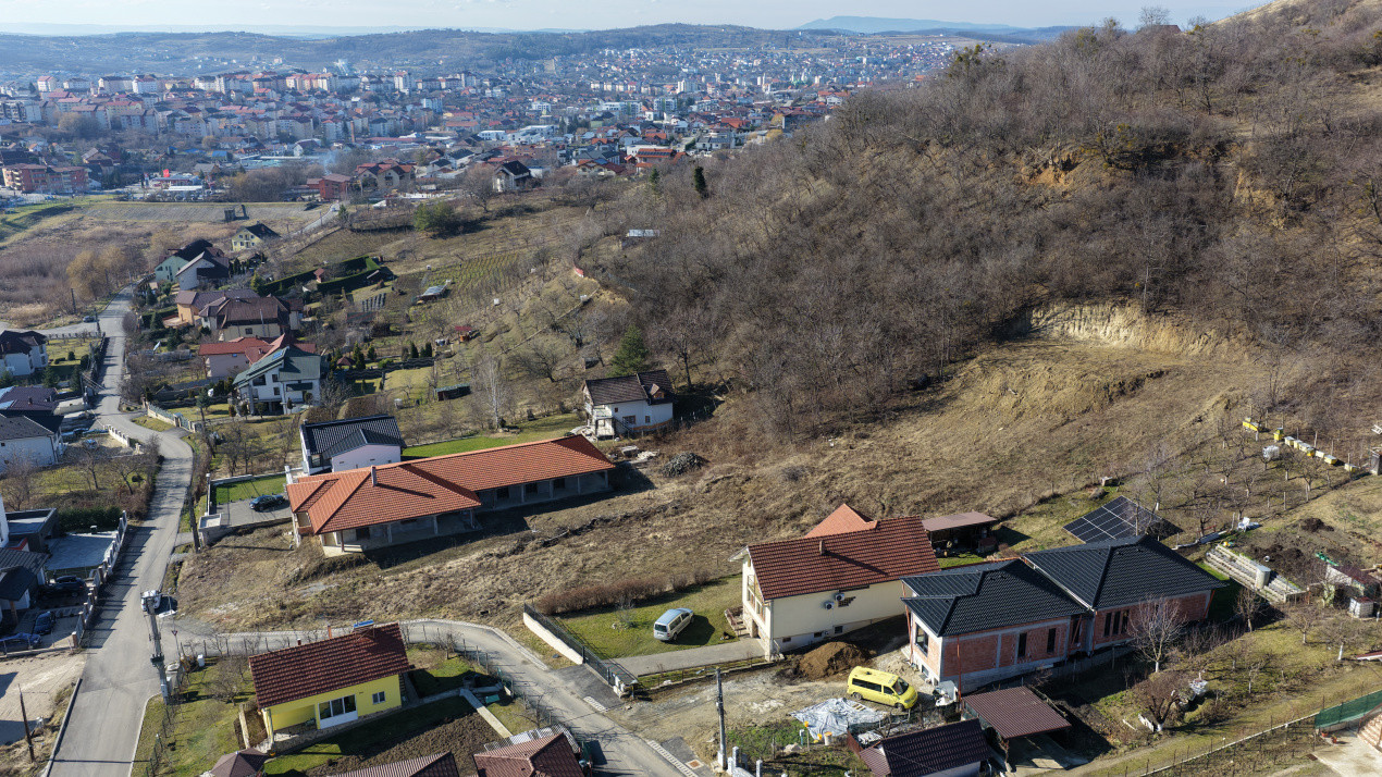 0% comision Teren intravilan 12.5 ari, zona Episcopiei, toate utilitatile