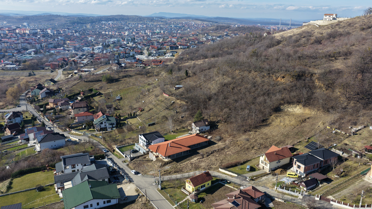 0% comision Teren intravilan 12.5 ari, zona Episcopiei, toate utilitatile