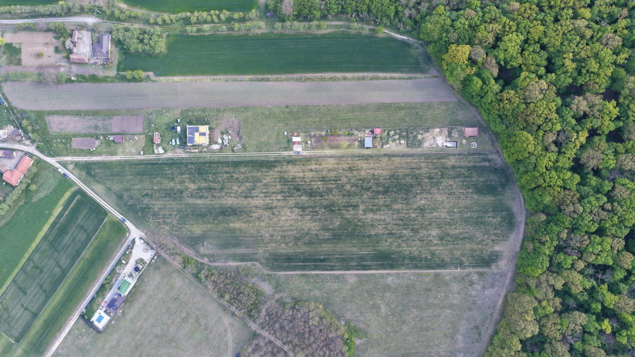  Teren INTRAVILAN cu PUZ, 2.200 eur/ar, rezidental, str. Razboieni - Centura