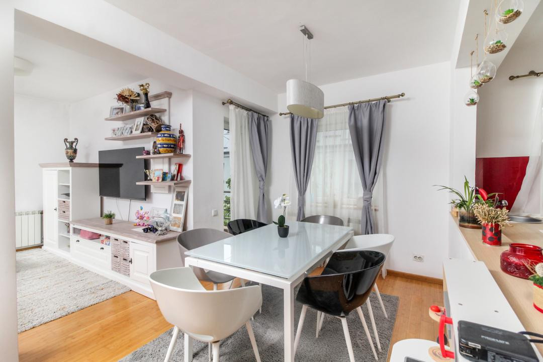 Casa finisata tip duplex, GARAJ, 3 dormitoare, 2 bai, str. Campului