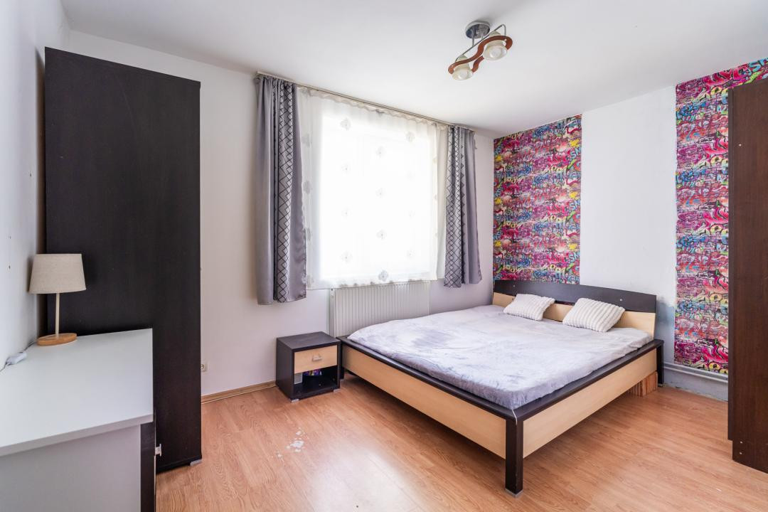 ULTRACENTRAL, langa PRIMARIE - 3 camere, balcon, etaj 7/10, bloc izolat