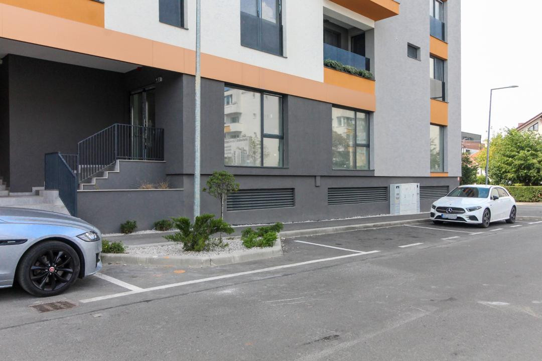 EXCLUSIV! Spatiu comercial NOU in ansamblu imobiliar, PRIMA INCHIRIERE!