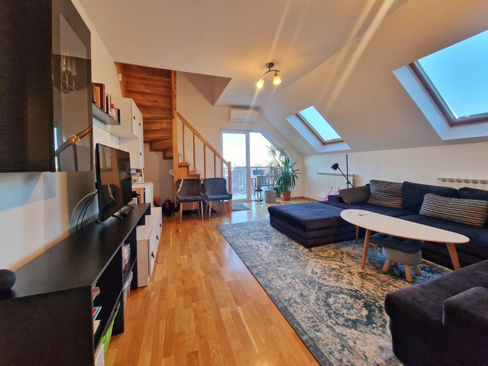 Apartament modern si spatios pe doua niveluri, bloc NOU, Parcare