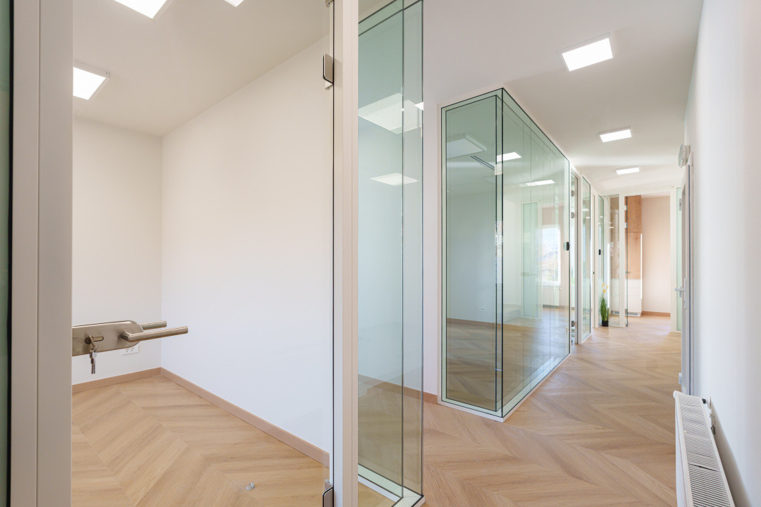 Spatiu birou 74 mp in vila, totul NOU, zona Centrala, constructie 2020