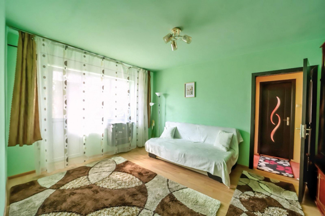 Apartament 2 camere, ETAJ 3, balcon, baie cu geam, 0% comision